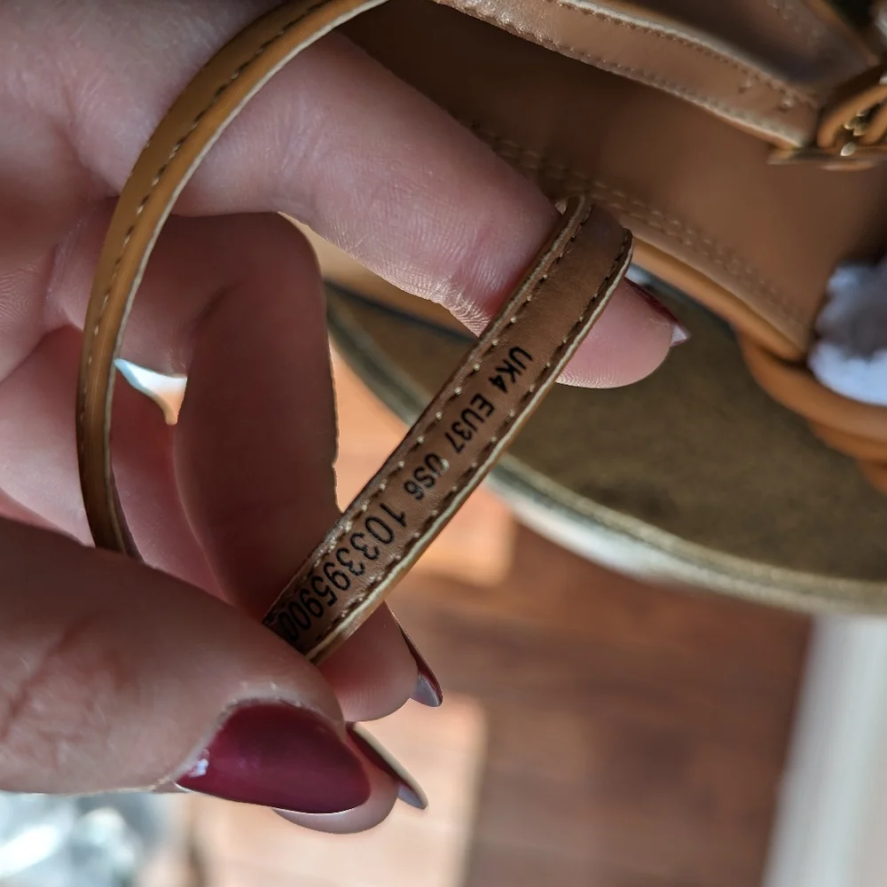 NWT ASOS tan faux leather chunky block heel strappy Husk square toe sandals - Picture 5 of 6